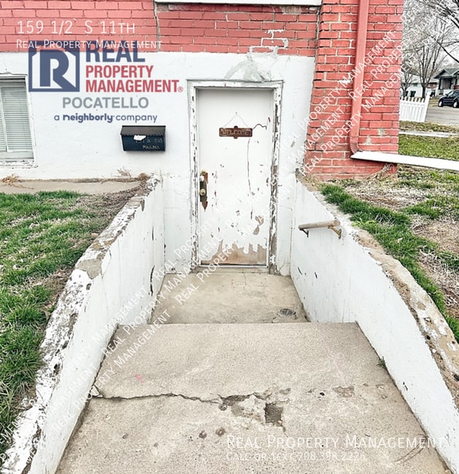 Photo - 159 1/2  S 11th-