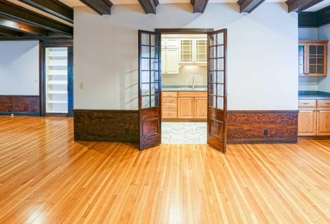 Photo - 50 Getzville Rd