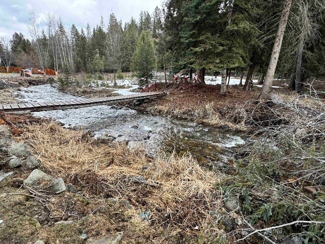 Photo - 811 Flower Creek Rd