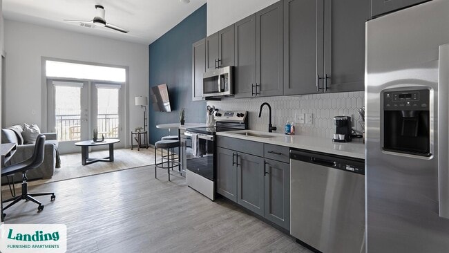 Photo - 3706 Goodwin Ave Unidad 166