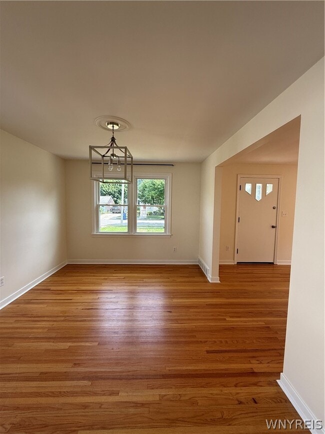 Photo - 113 Argyle Ave