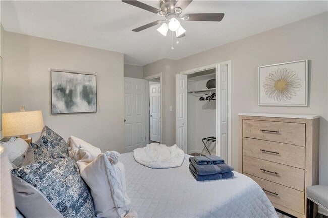 Photo - 577 Kurtz Rd