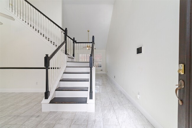 Photo - 1408 S Friendswood Dr