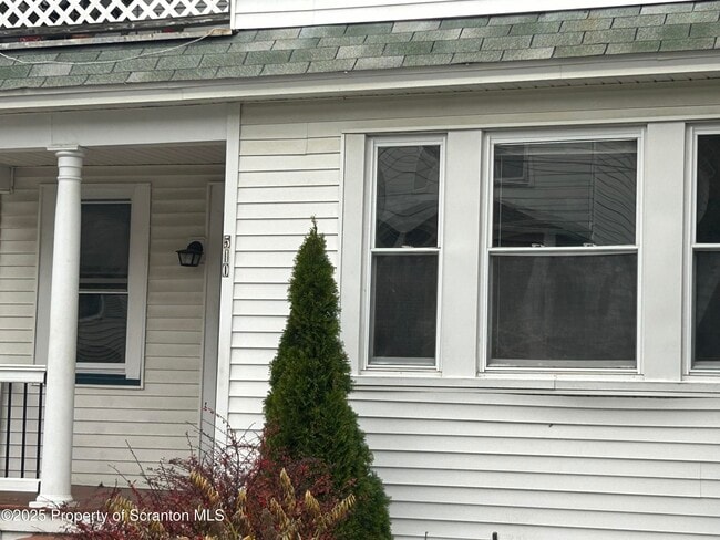 Photo - 510 Moltke Ave