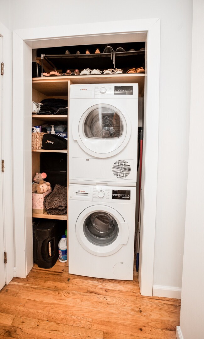 Photo - 310 9th St Unit B