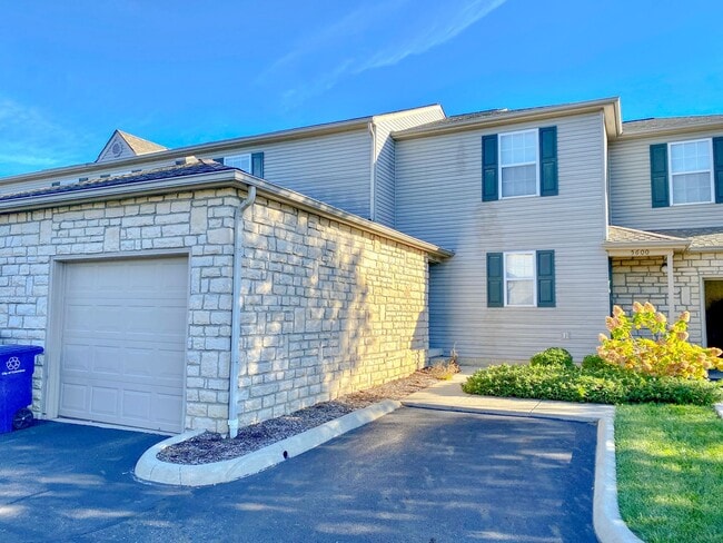 Photo - Beautiful Bethel Commons Condo For Rent In...