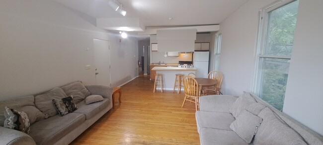 Photo - 119 Stewart Ave Unidad 2