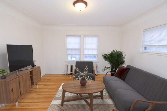 Photo - Virginia Flats