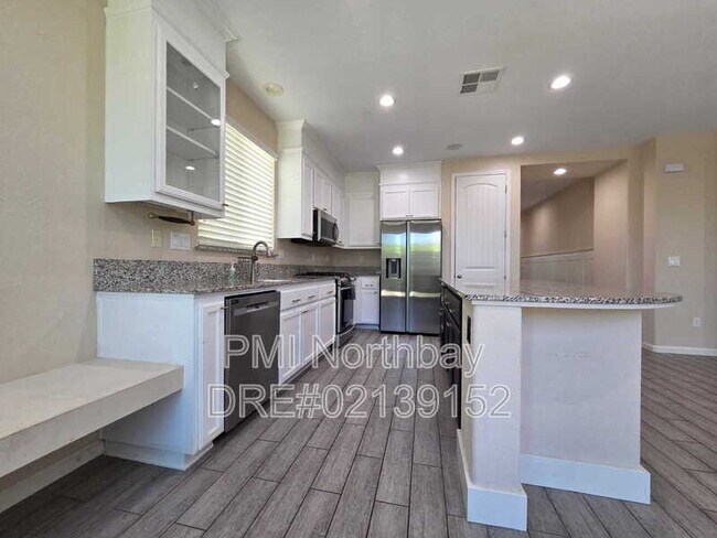 Photo - 308 Aster St