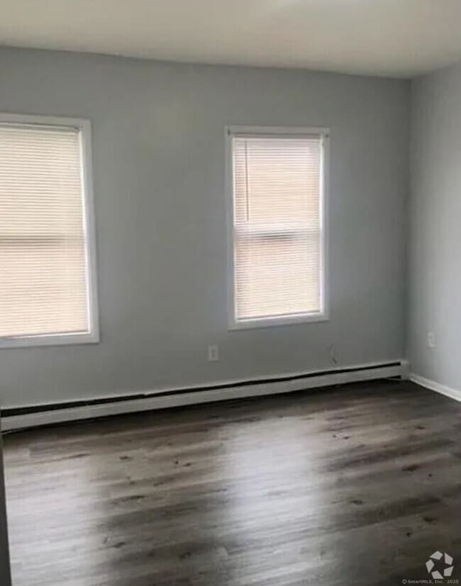 Building Photo - 728 Noble Ave Rental