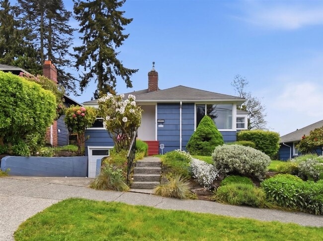 Building Photo - 3bd/2ba Seattle Home