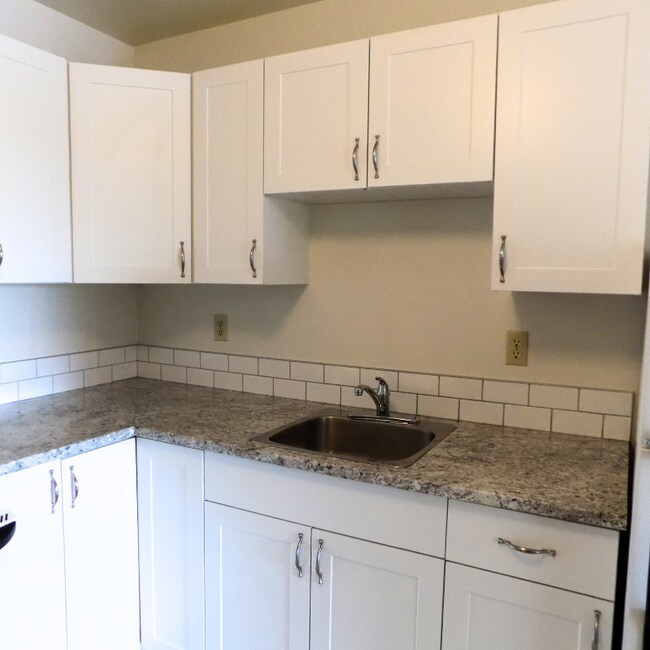 Photo - 10327-10107 107 Ave Unit 106