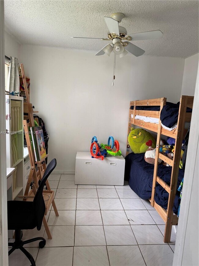 Photo - 18250 Mediterranean Blvd Unit 2-15