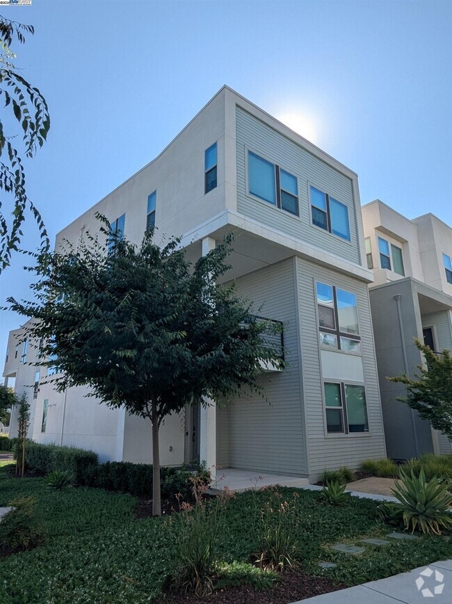 Building Photo - 5840 Virtual Ln Rental