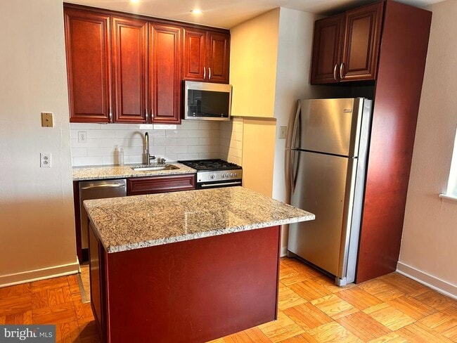 Building Photo - 2601 Pennsylvania Ave Unit 1027