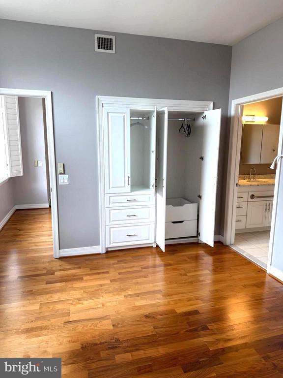 Photo - 1600 Arch St Unidad 1518