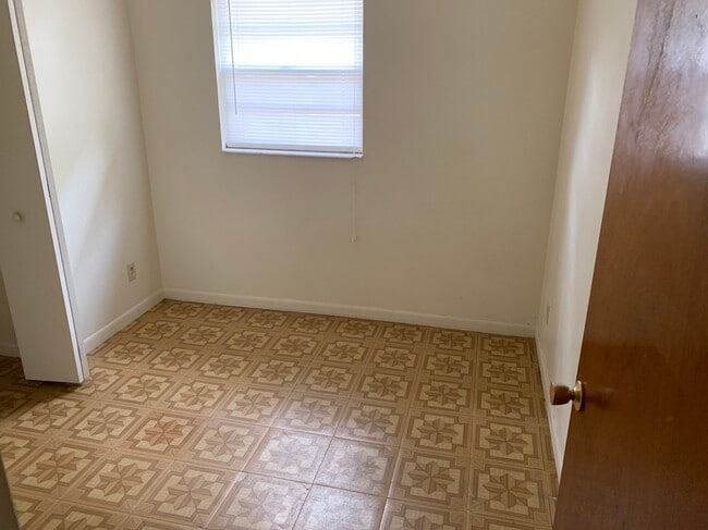 Photo - 2804 St Johns Ave