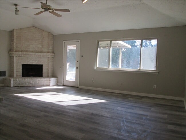 Photo - 2506 Portland Dr
