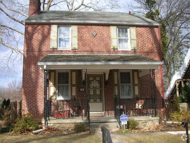 Building Photo - 439 Sharpless St Rental