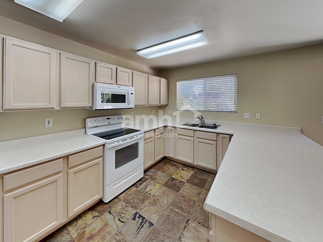 Photo - 190 E 1325 N