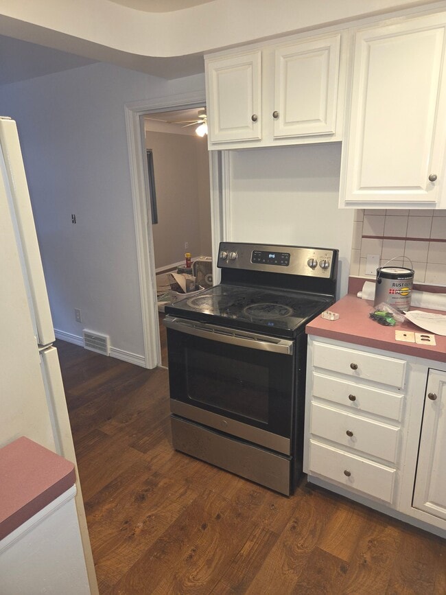 Photo - 13816 Cedar Rd Unidad Lower