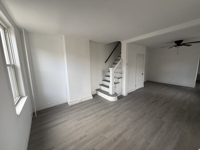 Photo - 4148 Orchard St