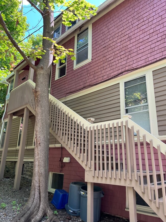 Entry entrance - 209 Stewart Ave Unit 209 Stewart ave