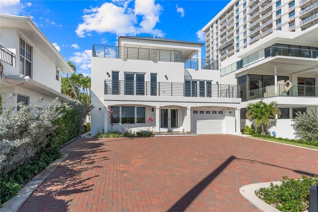 Building Photo - 1807 N Fort Lauderdale Beach Blvd Rental