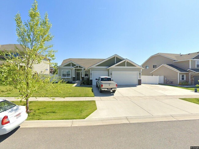 Photo - 4342 Magrath Dr