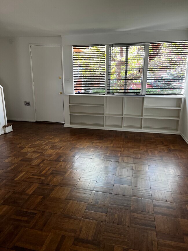 Photo - 229 San Vicente Blvd Unit N