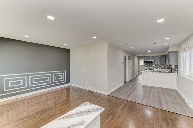 Photo - 9619 S Princeton Ave