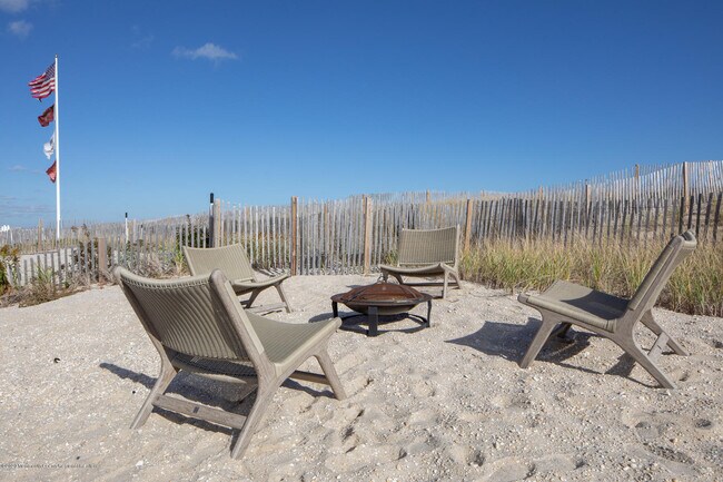 Photo - 502 Sunset Blvd