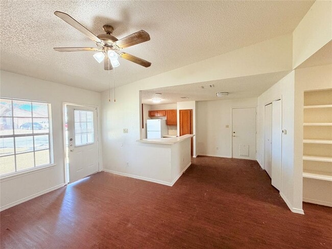 Photo - 1215 Ridgemont St