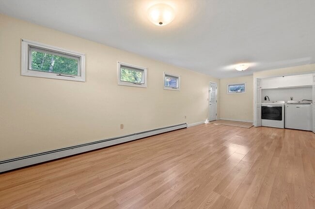 Photo - 1337 Pleasant St