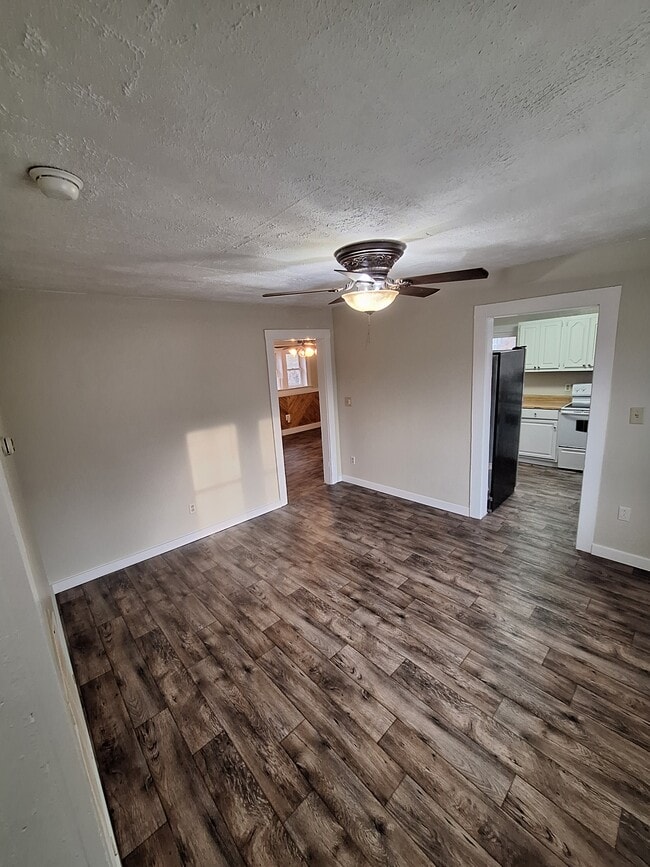 Photo - 5771 Seneca Trl S