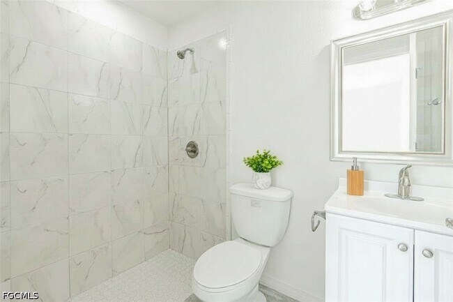 Photo - 3405 10th St SW