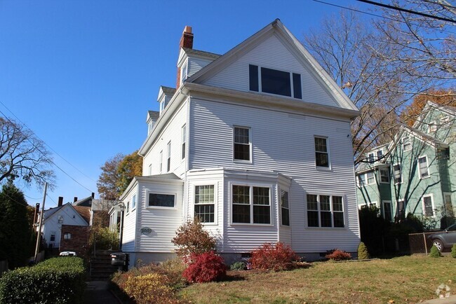 Building Photo - 132 Allston St Rental