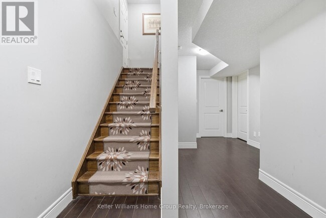 Photo - 115 Dallan Dr