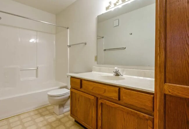 Photo - Westmore Court I & II Apartments