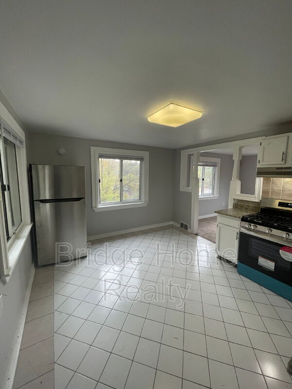 Photo - 2404 S 18th St Unit 2