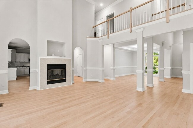 Photo - 3011 McKee Rd