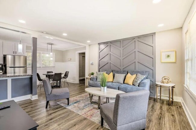 4108 Lindsey Dr