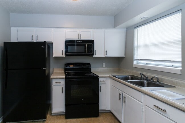 Photo - 5101 NE Chouteau Trafficway Unidad 723