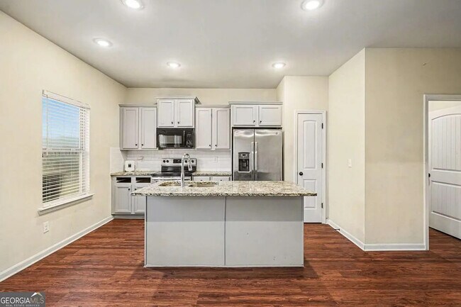 Photo - Room in House on Brightside Pkwy