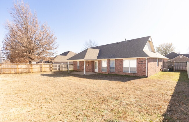 Photo - 11003 E 95th Pl N