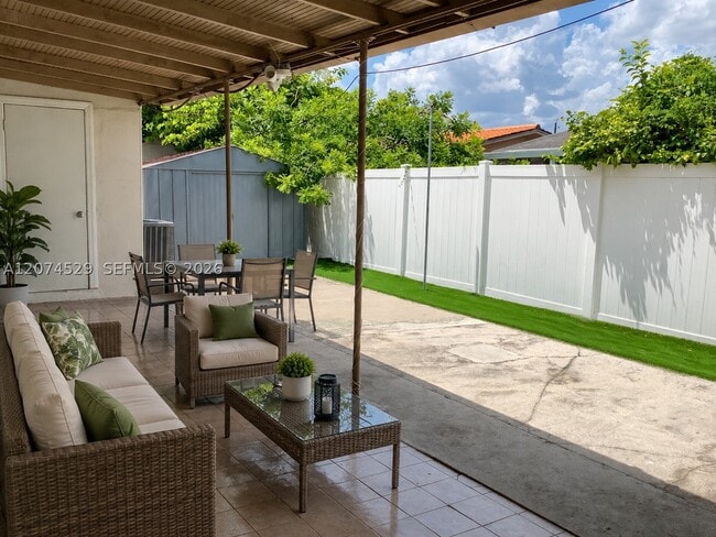 11019 SW 5th St Unit 11019