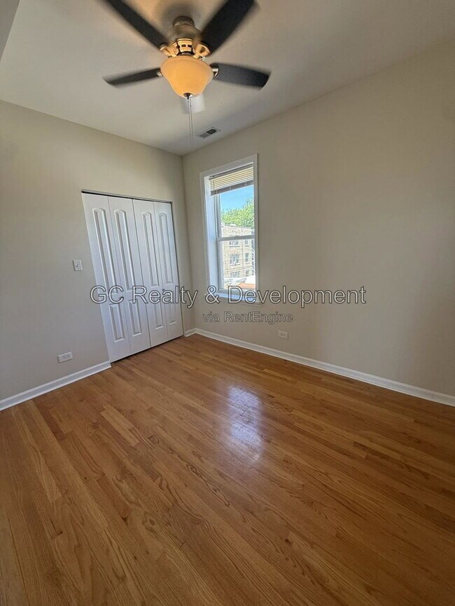 Photo - 4842 N Albany Ave Unit 3