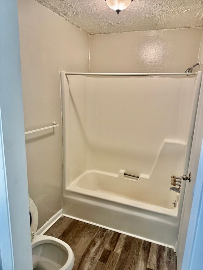 Photo - Apartment Living in Quiet Area within Manchester City Limits