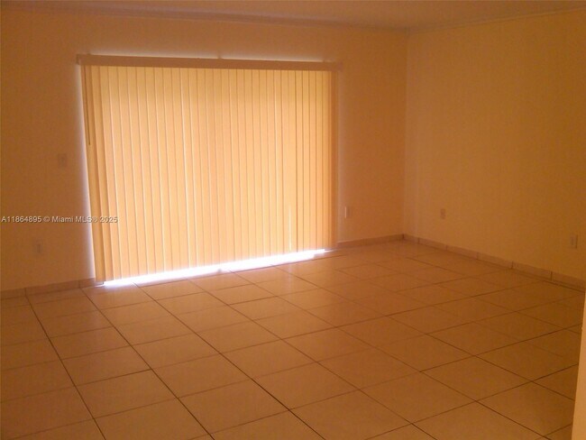 Photo - 835 SW 8th St Unit 1