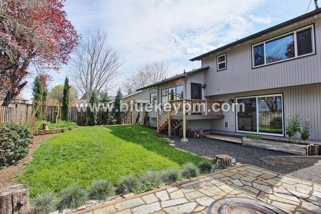 Photo - Luxury 3 Bed, 2.5 Bath Home in Beaverton with Large Yard and Bonus Room